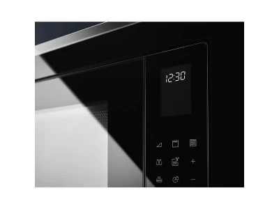 Electrolux LMS4253TMX Beépíthető mikrohullámú sütő, grill funkció
