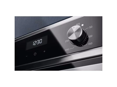 Electrolux EOD5C70BX SteamBake beépíthető sütő, tisztítás: aqua clean + katalitikus hátfal, LED kijelző