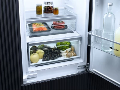 Miele KDN 7724 E Active Hűtő-fagyasztó kombináció