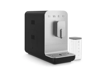SMEG AUTOMATA KÁVÉFŐZŐ, Collezione design, tejhabosító funkció, cappuccino/latte macchiato funkció, matt fekete