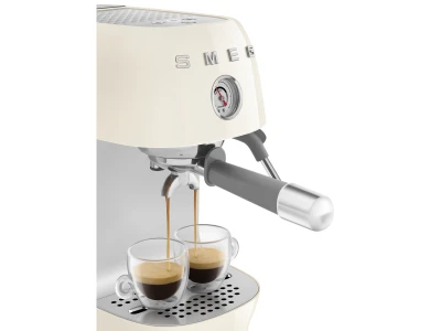 SMEG ESPRESSO KÁVÉFŐZŐ COLD BREW FUNKCIÓVAL, retro, bézs