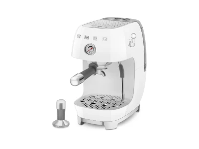 SMEG ESPRESSO KÁVÉFŐZŐ COLD BREW FUNKCIÓVAL, retro, fehér