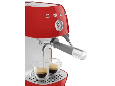SMEG ESPRESSO KÁVÉFŐZŐ COLD BREW FUNKCIÓVAL, retro, piros