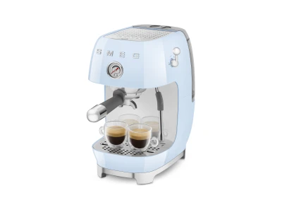 SMEG ESPRESSO KÁVÉFŐZŐ COLD BREW FUNKCIÓVAL, retro, világoskék