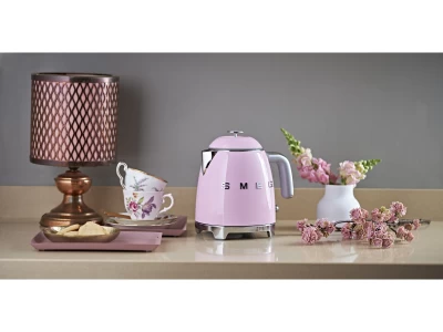 SMEG MINI VÍZFORRALÓ, retro, rózsaszín