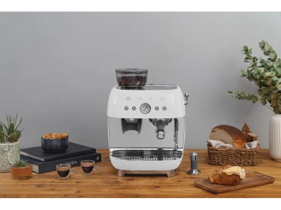 SMEG ŐRLŐVEL KOMBINÁLT ESPRESSO KÁVÉFŐZŐ, retro, fehér